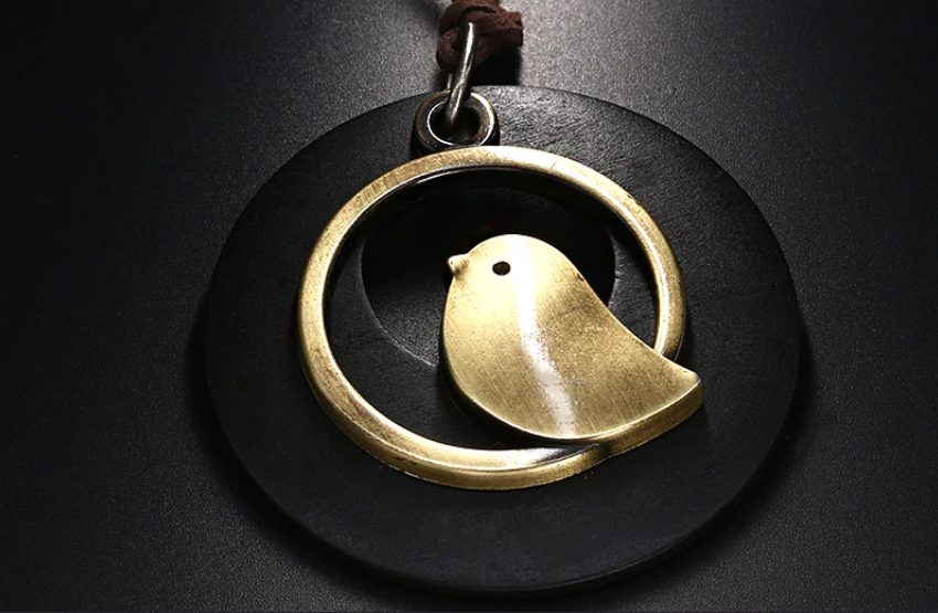 WOMEN'S BIRD PENDANT NECKLACE