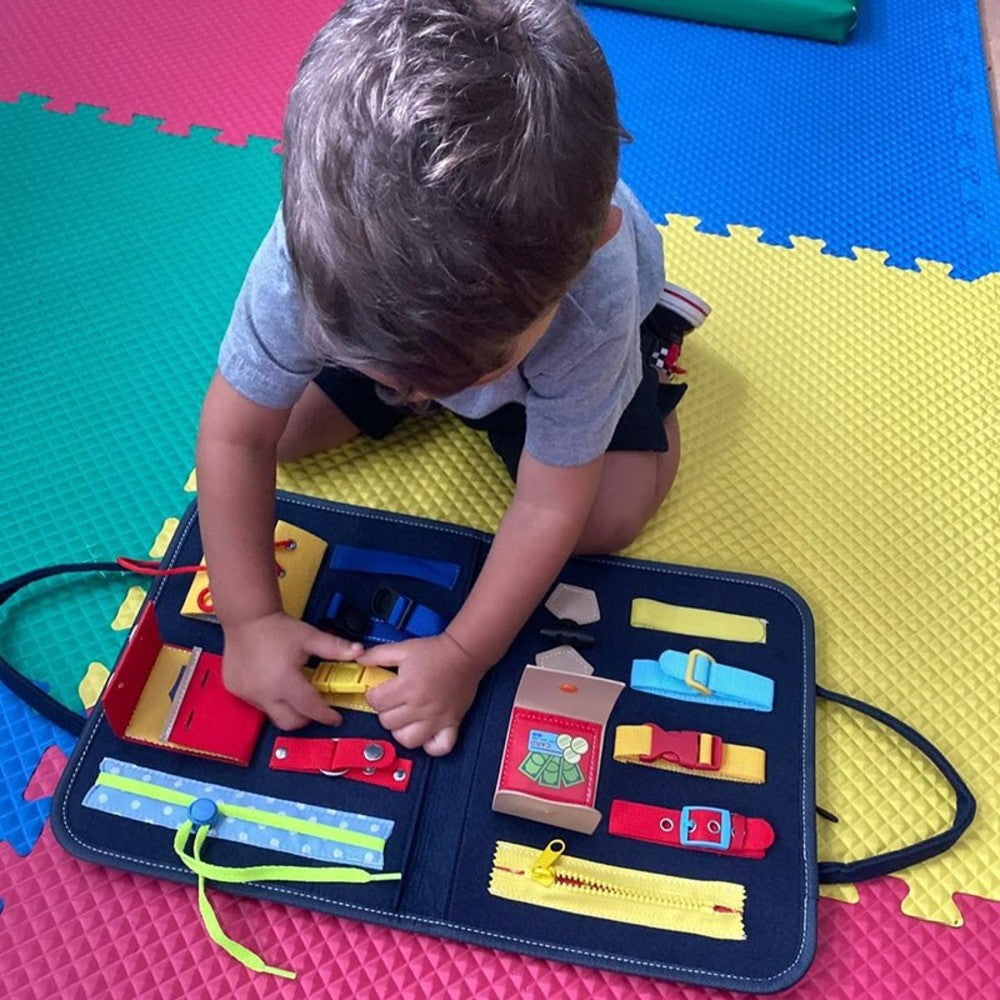 LITTLE HANDS LEARNING CASE